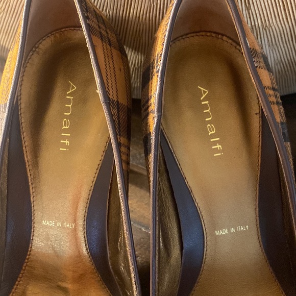 CUTE plaid heels - Picture 3 of 5